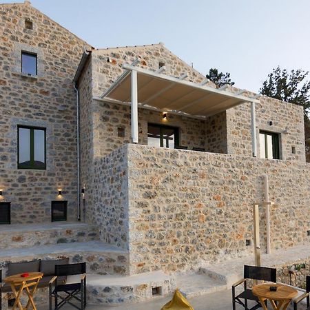 Aris-Apea Villas Limeni Exterior photo